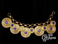 Браслет с подвесками в стиле CHANEL